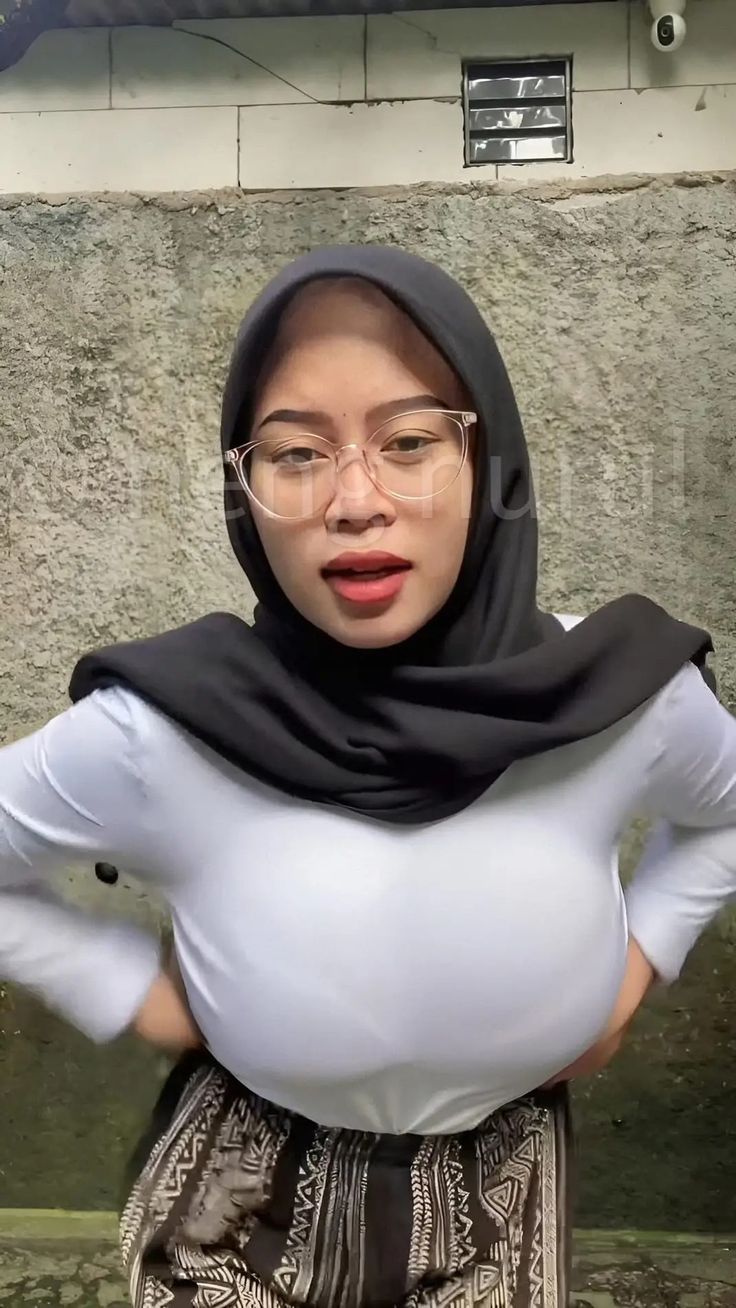 Top Global Hijab Viral Indo 2025 Tak Bisa Tolak Ajakan Mertua Tips Dari Menantu Idaman Kesayangan