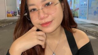 They’re Indonesia Viral! Trends That Make A Splash 2025 Viral Baru Sebuah Ciuman Tulus Di Depan Pintu