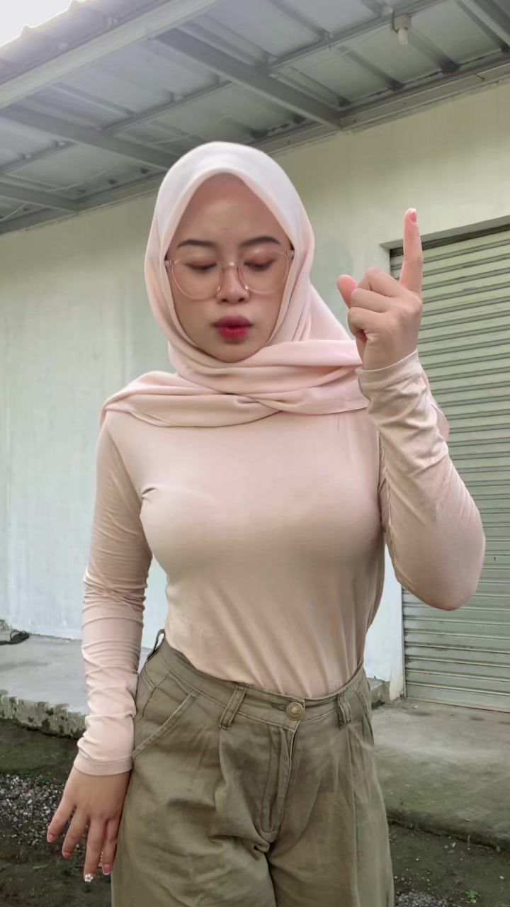 10 Yandex Viral Wiwik ABG Viral 2025 Anjay Hijab Kebaya hitam